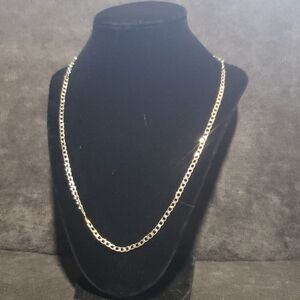 Elegant Silver Chain Necklace